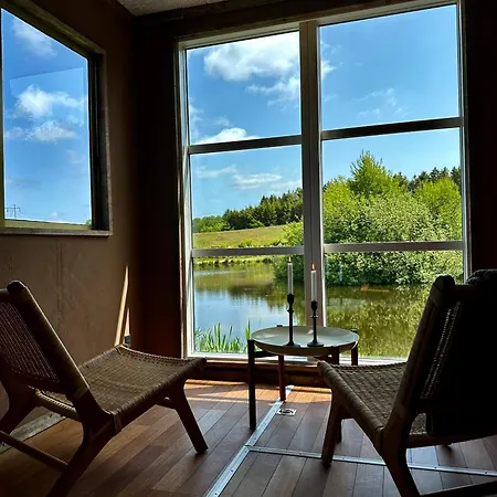 Krusmolle Glamping مكان تخييم أبينرا