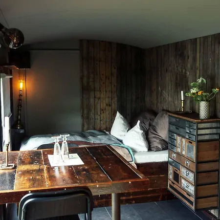 مكان تخييم Krusmolle Glamping أبينرا